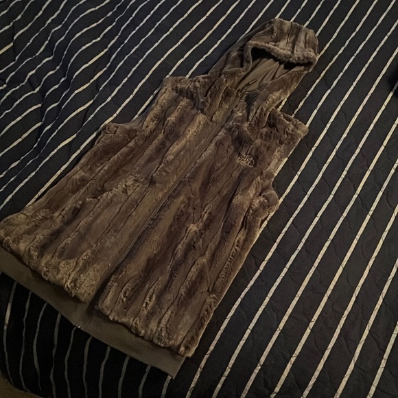 The North Face vest - Picture 1 of 4